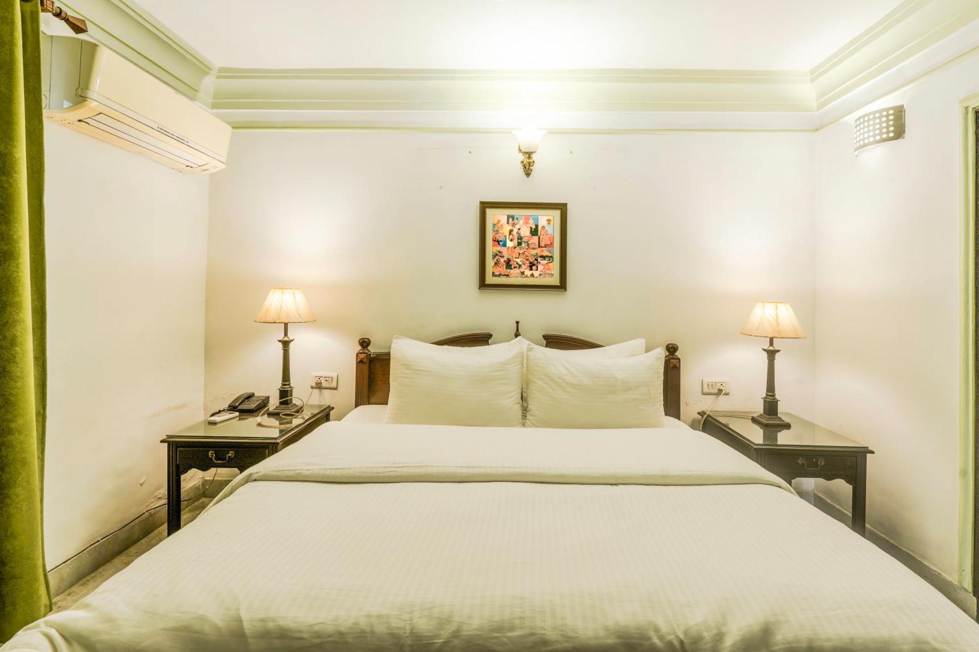 A Mansion Hotel Kashipur Exterior photo